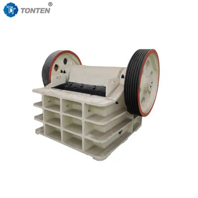 গ্রানাইট এবং চুনাপাথর ভাঙার জন্য চোয়াল ক্রাশিং মেশিন, যা ভাঙার পরে সমান আকারের কণা তৈরি করে