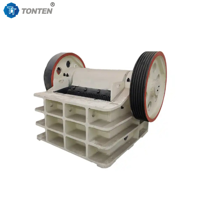 গ্রানাইট এবং চুনাপাথর ভাঙার জন্য চোয়াল ক্রাশিং মেশিন, যা ভাঙার পরে সমান আকারের কণা তৈরি করে